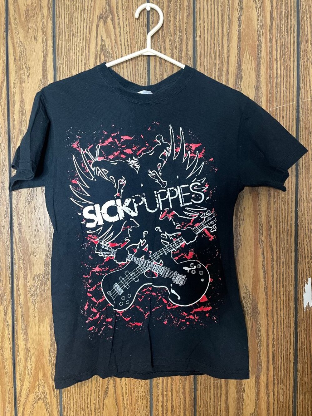 Sick Puppies Band T-Shirt Size Small *Like New*